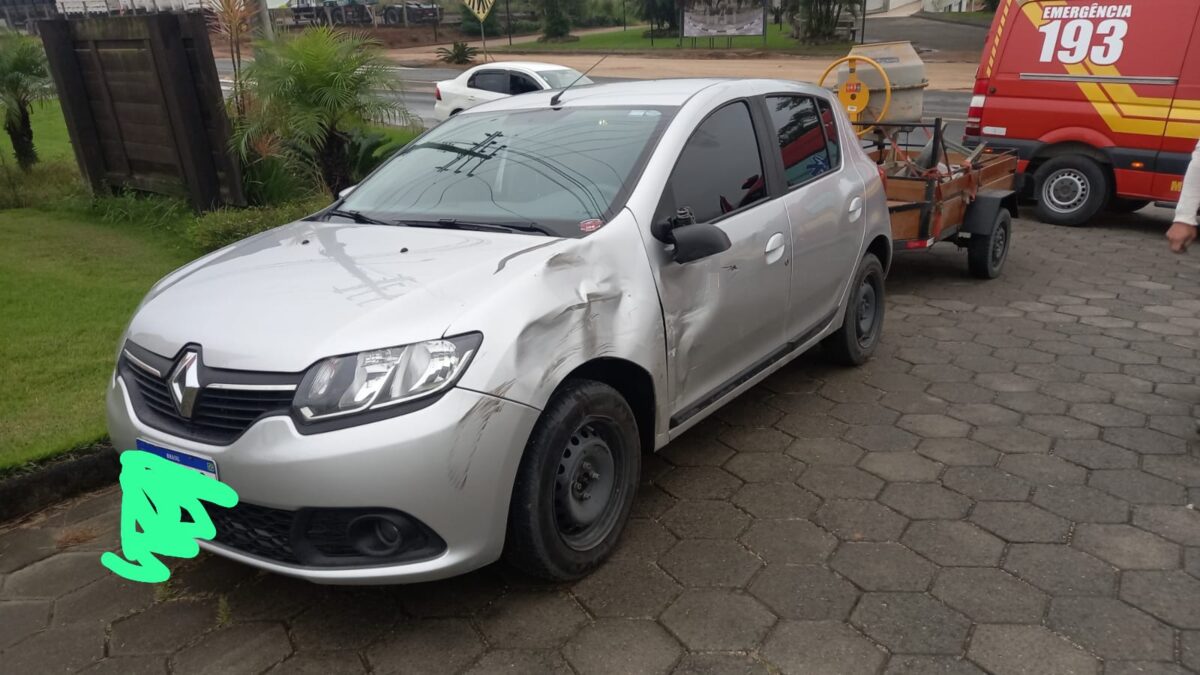 Motociclista fica ferido em acidente na Rodovia SC-443