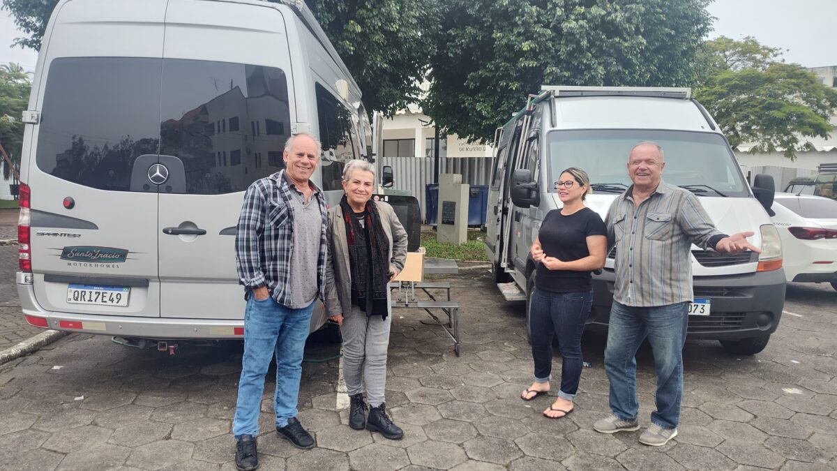 A bordo de motorhomes, turistas vêm a Morro da Fumaça para curtir a Maggiofest