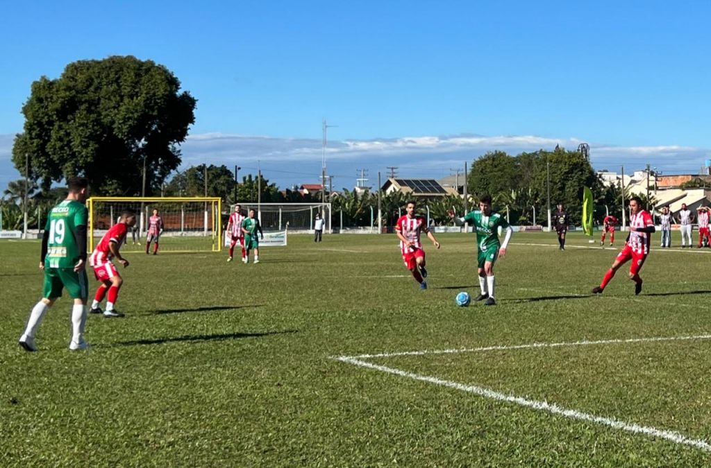 Abertura da Copa Cermoful de Futebol é adiada em função das chuvas