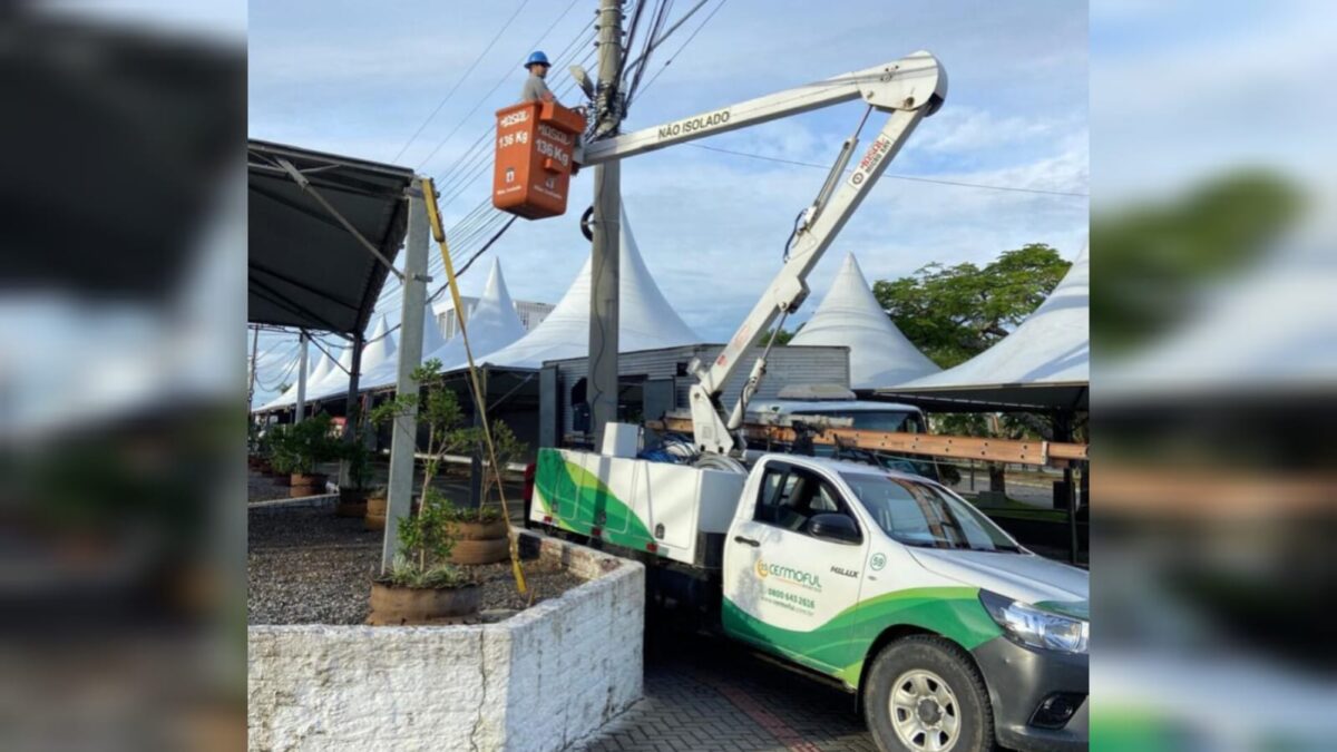 Equipe técnica da Cermoful atua na infraestrutura da Maggiofest