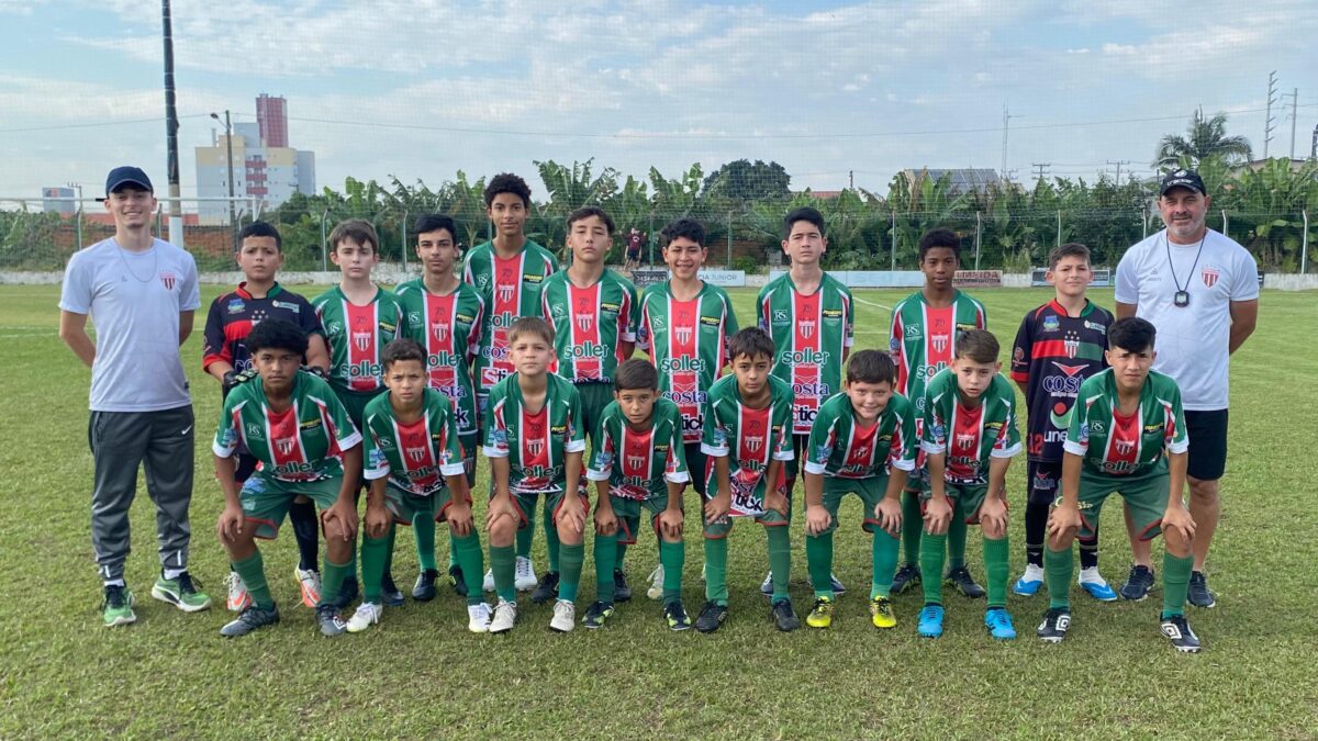 Rui Barbosa marca 21 gols em três jogos pela sequência do Regional de Base LUD