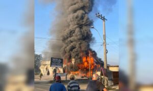 Ação solidária para ajudar auto center destruído por incêndio a indenizar clientes