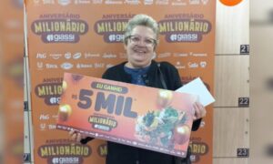 Segunda ganhadora do Aniversário Milionário do Giassi de Morro da Fumaça