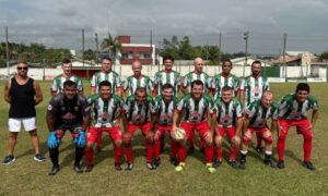 Quarentão do Rui Barbosa empata em casa