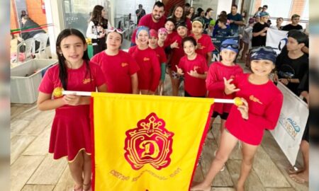 Alunos do Centro Educacional Davi estreiam com medalhas no Festival de Novos Talentos em Criciúma