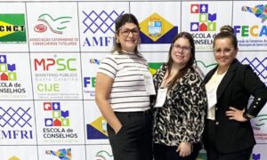 Conselheiras Tutelares de Morro da Fumaça participam de encontro estadual