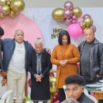 Em meio a campanha por novo lar, Dona Tití é surpreendida com festa de 80 anos