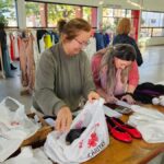 Última oportunidade para comprar roupas a preços populares no Bazar de Cáritas