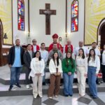 Missa de Crisma reúne mais de 130 jovens na Igreja Matriz São Roque