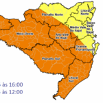 Chuva Intensa e Volumosa entre a tarde de domingo (22) e segunda-feira (23)