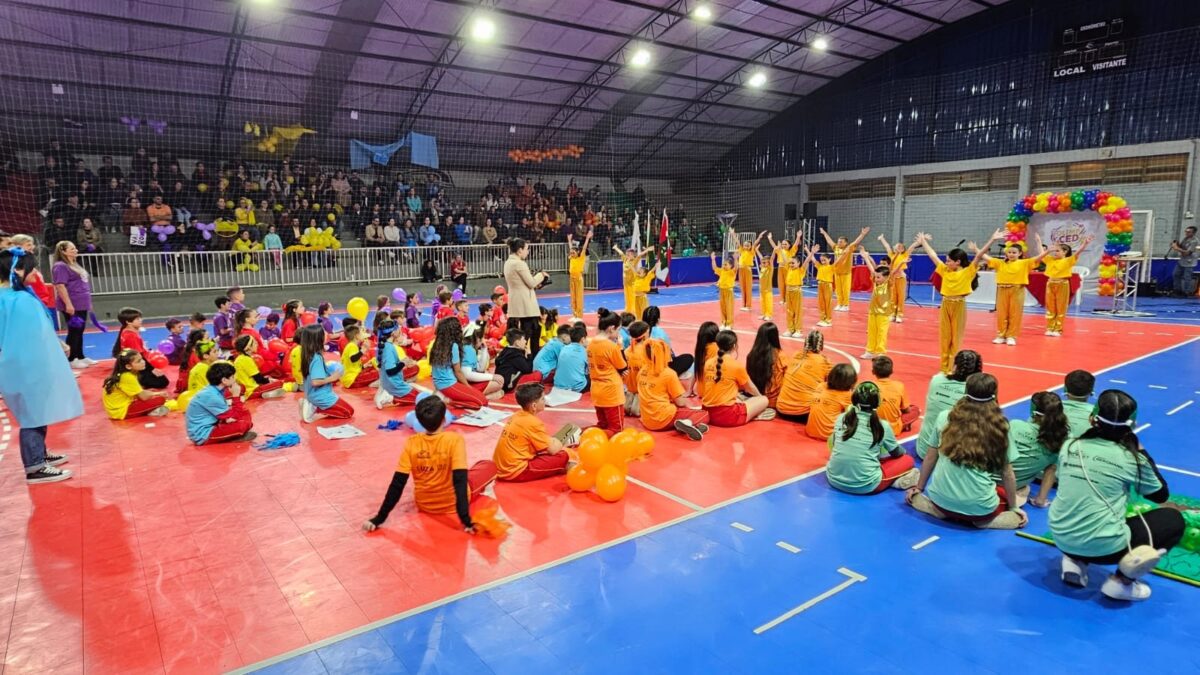 Centro Educacional Davi realiza abertura da 1ª OlimpCED