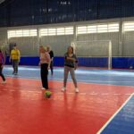 Promovendo bem-estar físico e mental aos idosos, vôlei adaptado inicia atividades em Morro da Fumaça