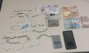 Polícia Militar prende traficante e apreende grande quantidade de drogas