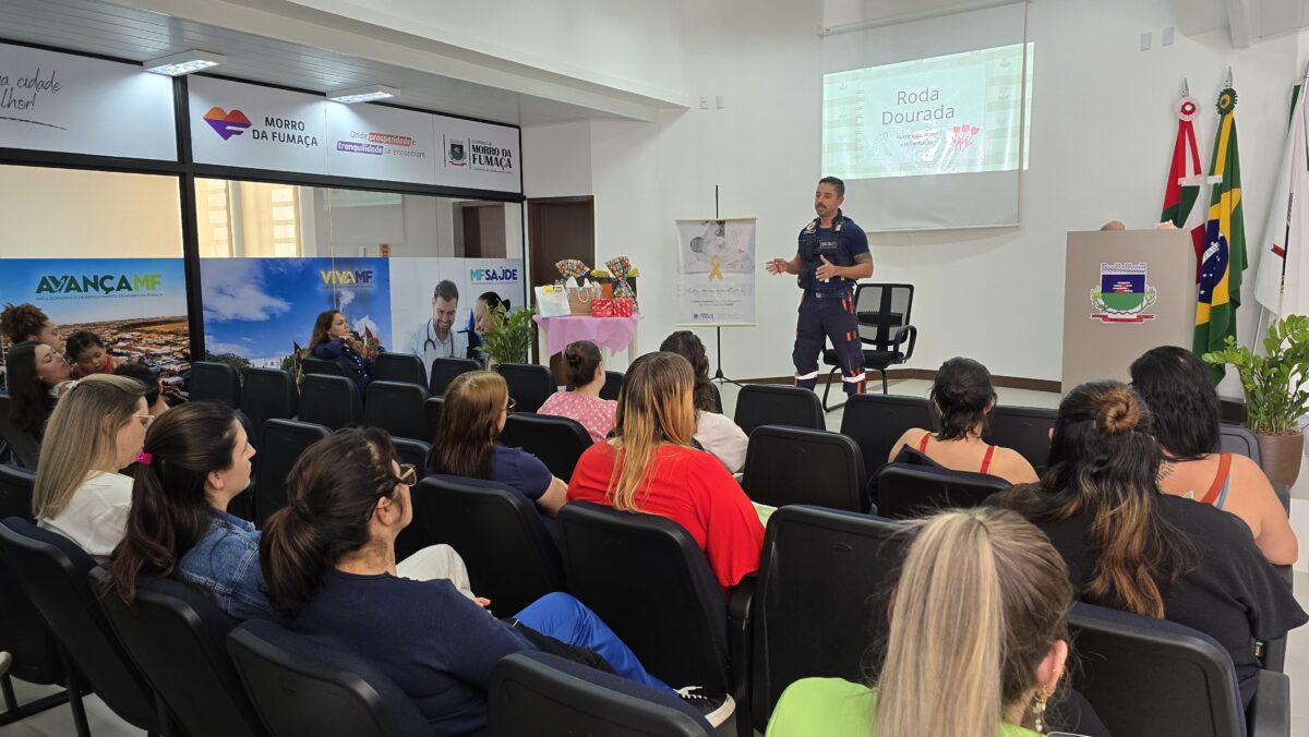 Agosto Dourado: Gestantes e puérperas participam de palestra sobre amamentação promovida pela Saúde de Morro da Fumaça