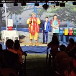 Alunos do Bairro da Juventude se divertem com espetáculo do Palhaço Biriba em Morro da Fumaça