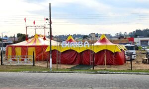 Circo de Teatro do Biriba estreia amanhã em Morro da Fumaça
