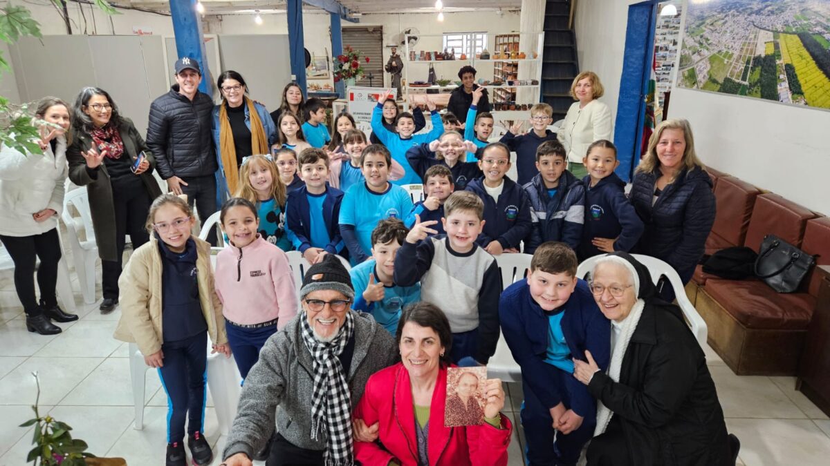 Encenação “A Intenção da Argila” emociona e resgata memória histórica de Morro da Fumaça