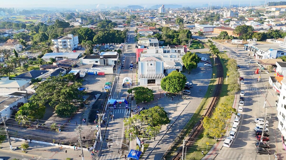 Morro da Fumaça alcança marca histórica de mais de 300 empresas abertas no primeiro semestre de 2025