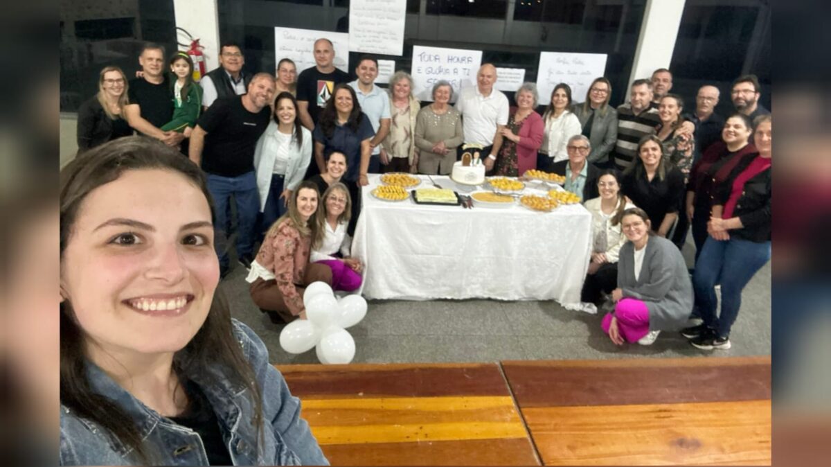 Padre Itamar encerra tratamento de saúde e é recebido com emoção e carinho da comunidade
