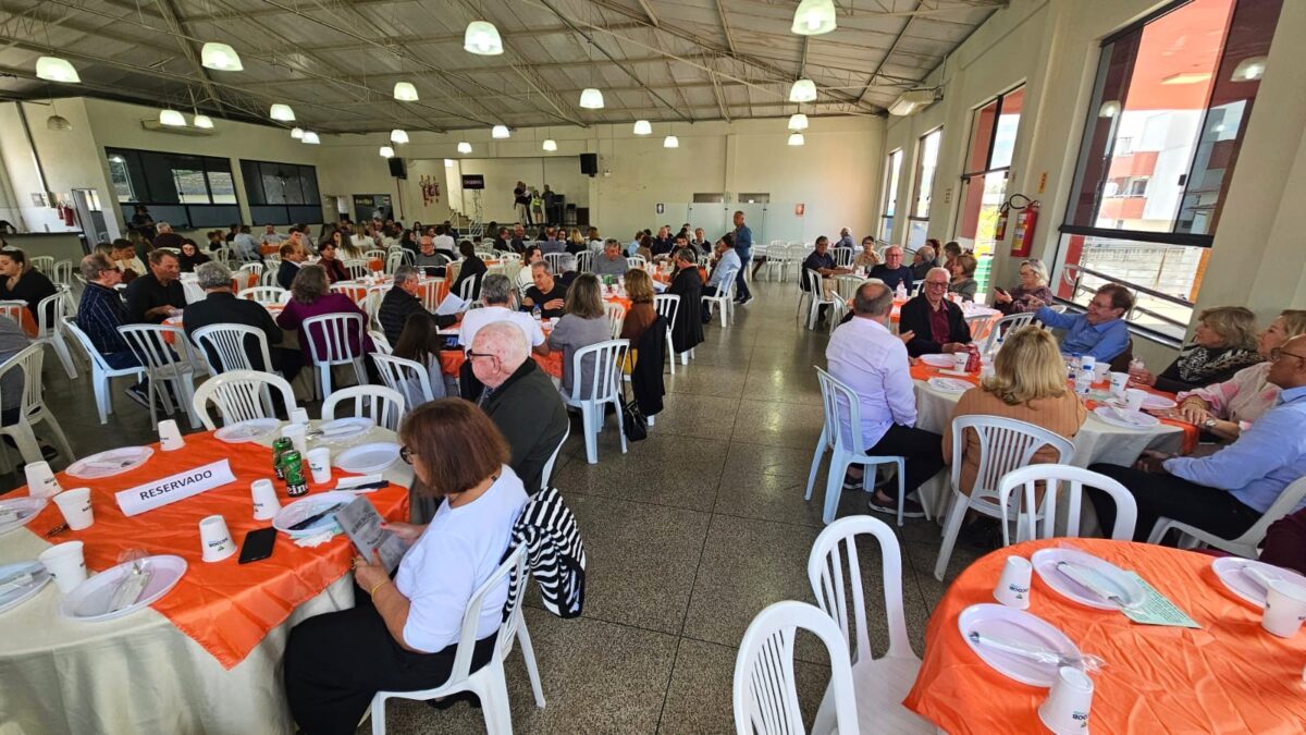 Segundo Encontro dos Amigos reúne gerações durante a Festa de São Roque
