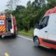Bombeiros e Samu de Morro da Fumaça atendem mulher ferida em queda de motocicleta