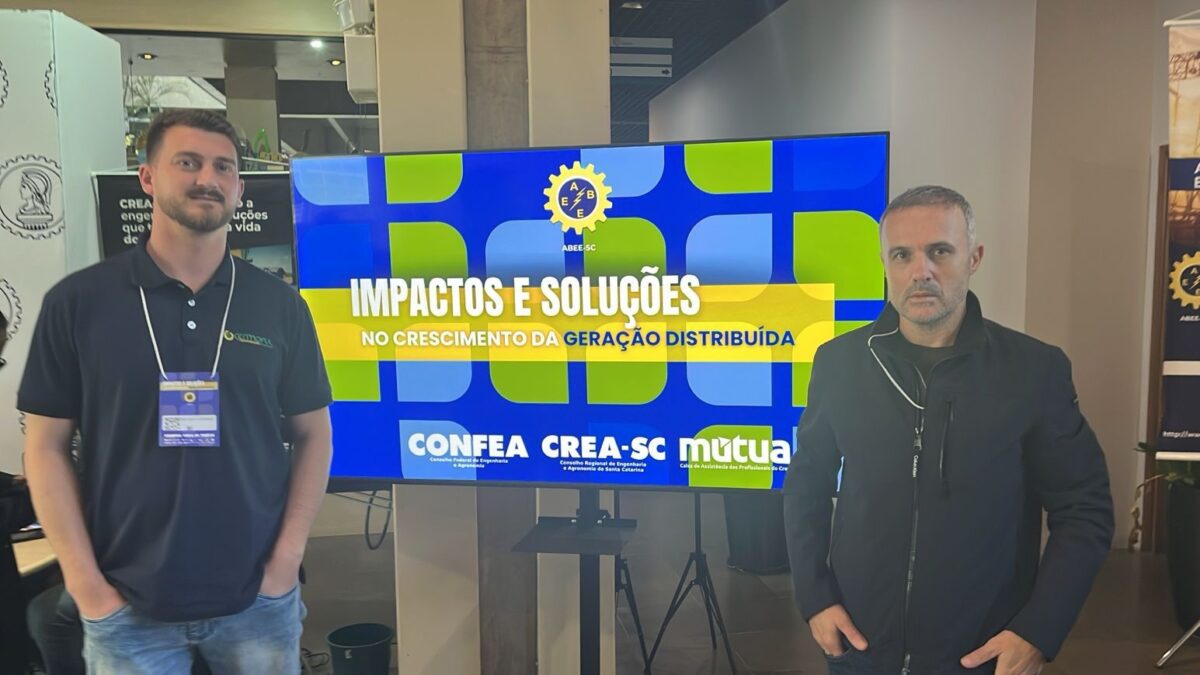 Cermoful participa de evento sobre impactos da geração distribuída no sistema elétrico