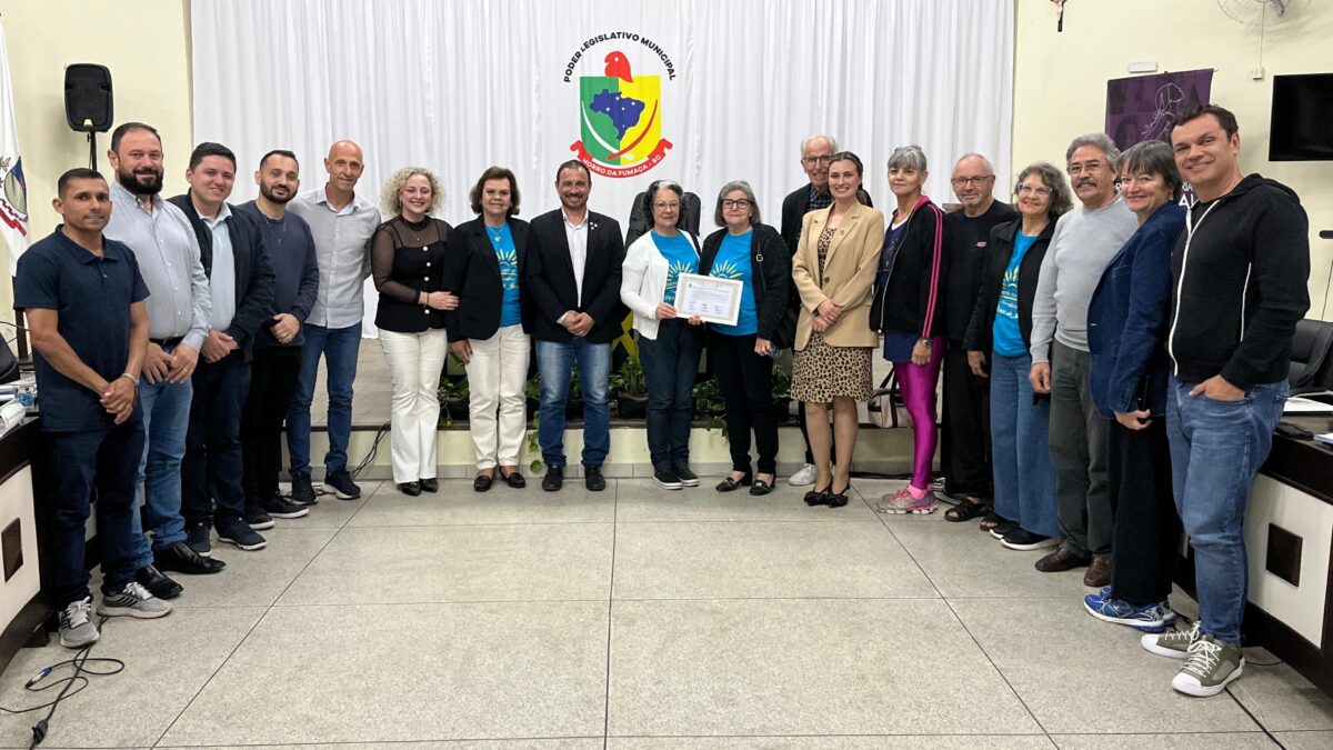 Câmara de Vereadores homenageia Berço de Jesus pelos mais de 30 anos de dedicação à comunidade