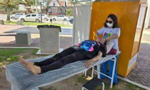 Semana do Bem-Estar: Dia da Saúde Comunitária movimenta praça da Prefeitura de Morro da Fumaça