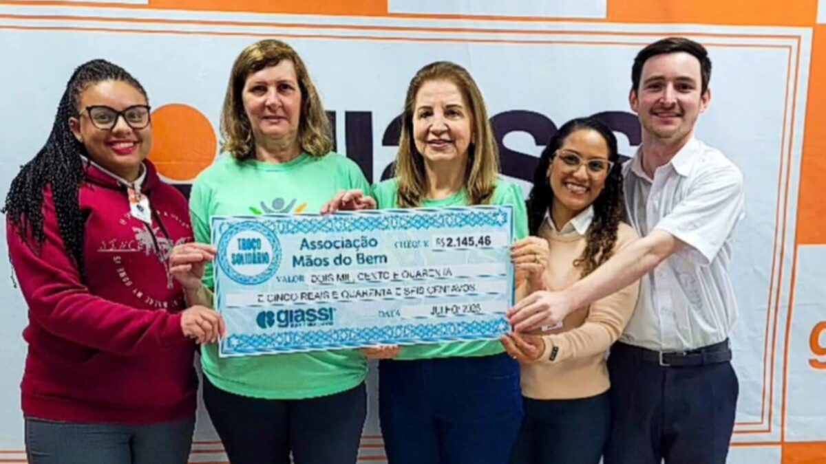 Troco Solidário do Giassi Supermercados beneficia Associação Mãos do Bem com mais de R$ 2 mil