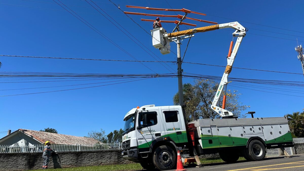Cermoful leva rede trifásica ao bairro Argentina e loteamento Marli, em Criciúma