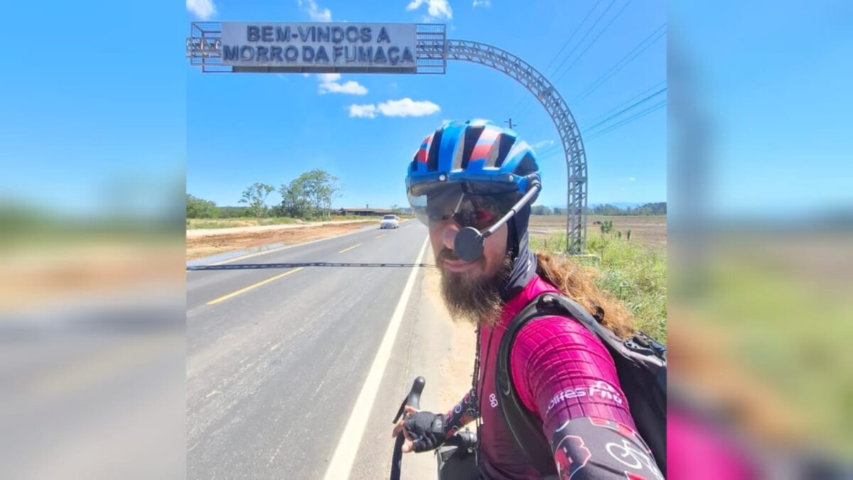 Ciclista aventureiro John Edesson compartilha jornada em Morro da Fumaça