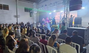 Show “Cantando a Vida com os Padres” celebra abertura das novenas em honra a Santa Luzia