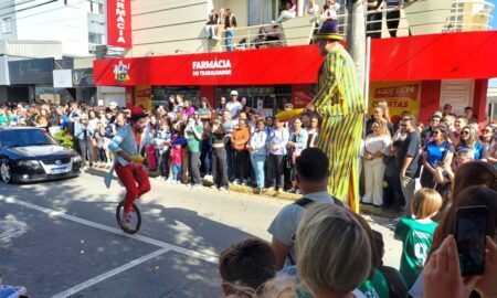 Overdoso conquista o primeiro lugar no desfile da FJF com o tema “Circo”