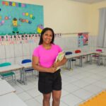 No Dia do Professor, Graziela Oliveira celebra a realização de um sonho e uma história de superação