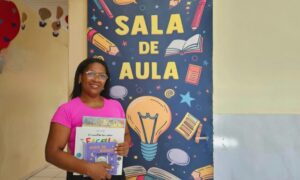 No Dia do Professor, Graziela Oliveira celebra a realização de um sonho e uma história de superação
