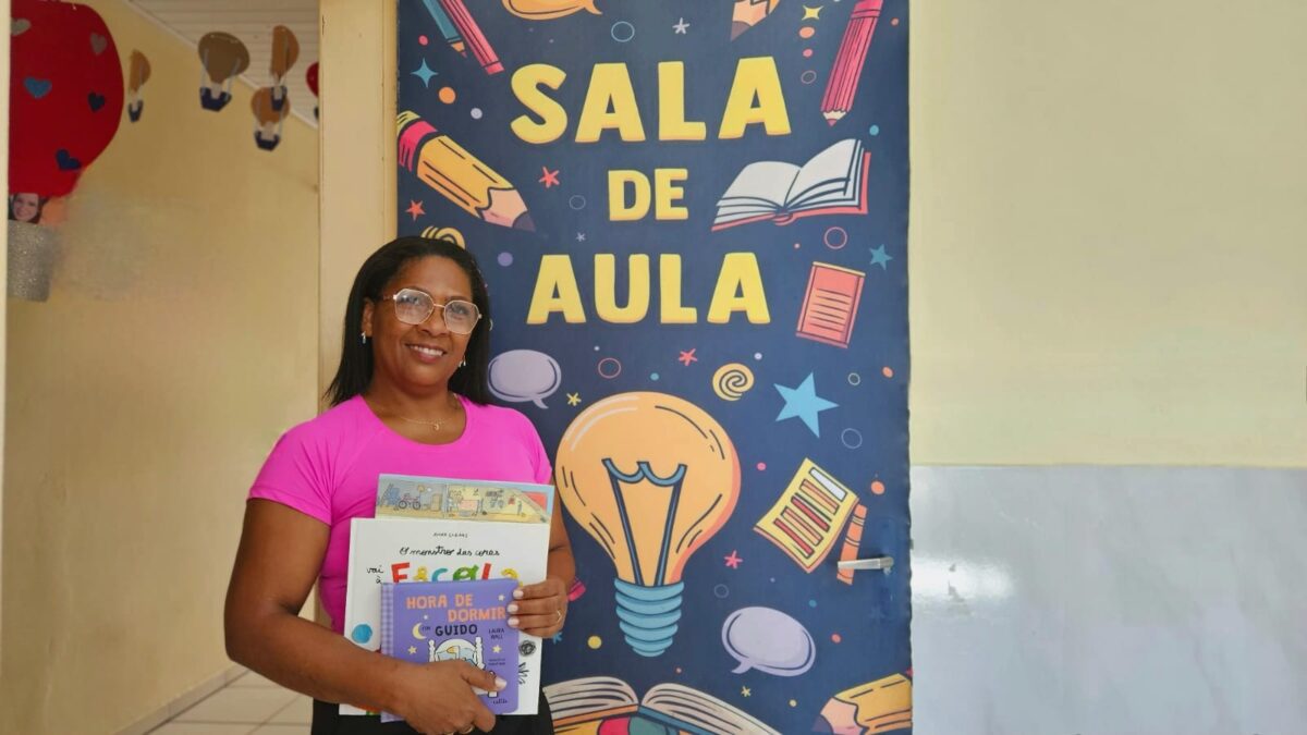 No Dia do Professor, Graziela Oliveira celebra a realização de um sonho e uma história de superação
