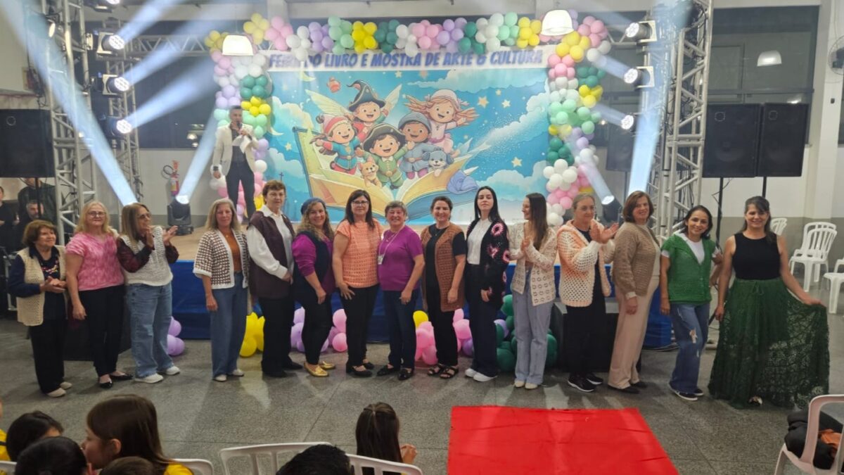 Escola Profissional Idalina Machado de Freitas se destaca na IX Feira do Livro e Mostra de Arte e Cultura