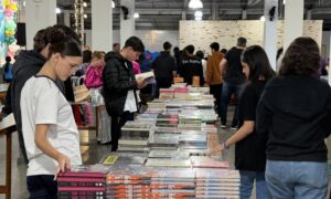 IX Feira do Livro e Mostra de Arte e Cultura de Morro da Fumaça reúne mais de 3 mil pessoas 10 IX Feira do Livro e Mostra de Arte e Cultura de Morro da Fumaça reúne mais de 3 mil pessoas