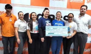 Profas recebe mais de R$ 2.3 mil do Troco Solidário do Giassi Supermercados