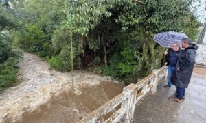 Chuva constante: Defesa Civil e equipe de Obras realizam vistoria e acompanham demandas pontuais 2 Chuva constante: Defesa Civil e equipe de Obras realizam vistoria e acompanham demandas pontuais