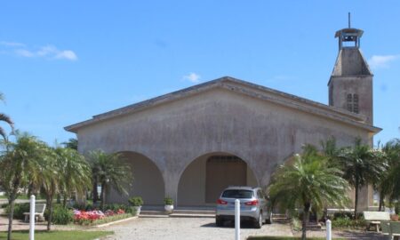 Comunidade organiza almoço festivo para ajudar na reconstrução da torre da igreja da Praia da Esplanada