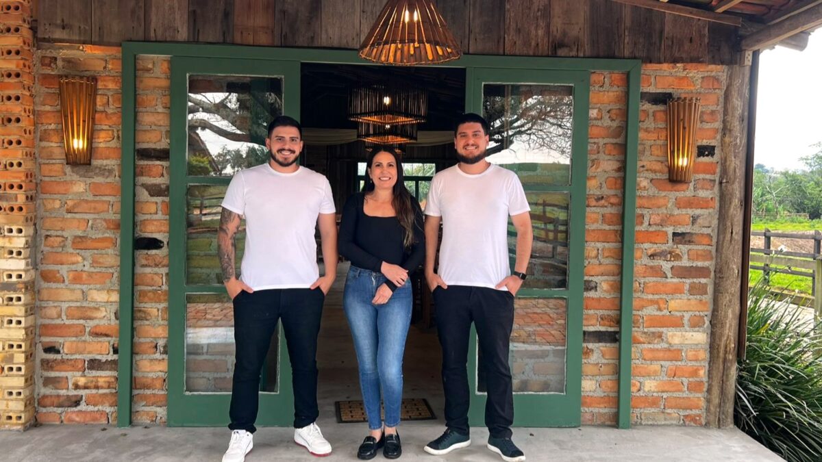 Spazio Saviato: novo espaço para eventos une aconchego e conexão com a natureza