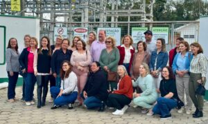 Café com o Presidente reúne grupo de mulheres em alusão ao Outubro Rosa