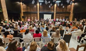 Com mais de 250 participantes, fumacenses celebram saúde e autocuidado em Encontro Rosa