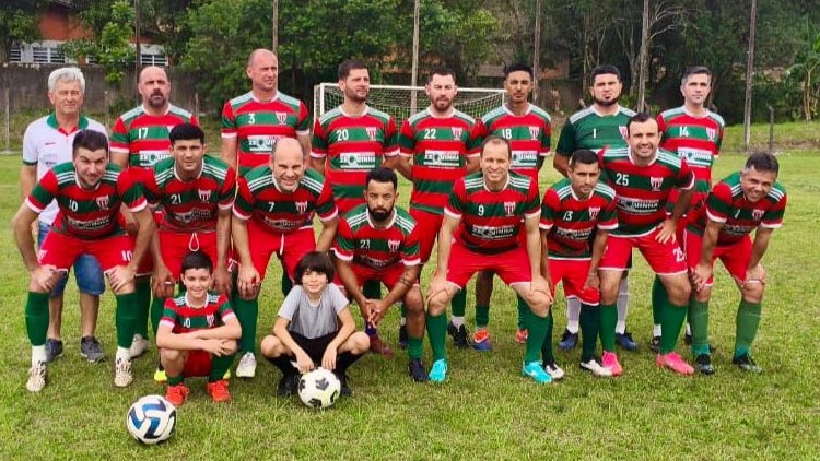 Master Rui Barbosa é surpreendido e sofre goleada fora de casa
