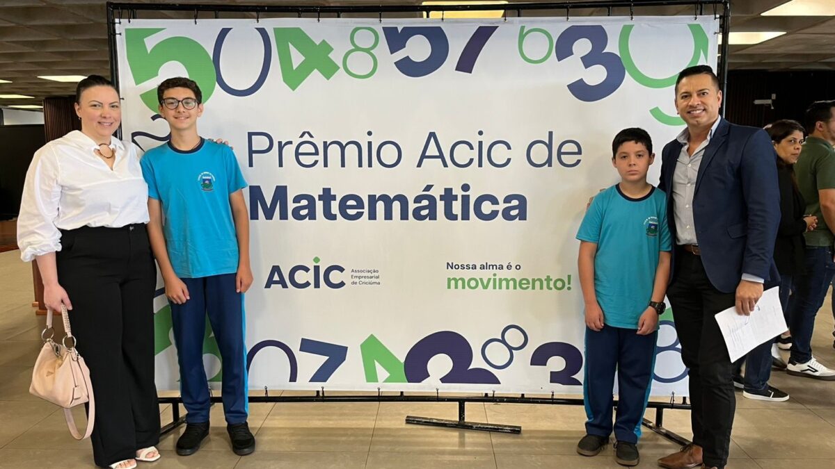 Alunos de Morro da Fumaça são medalhistas do 9º Prêmio Acic de Matemática