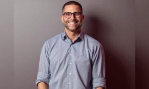 Fumacense lança livro que promete descomplicar o marketing