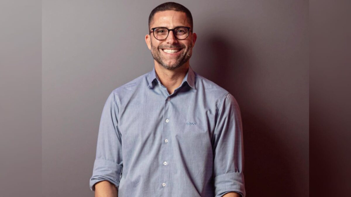 Fumacense lança livro que promete descomplicar o marketing