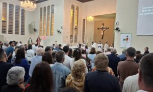 Festa em Estação Cocal reúne fiéis para celebrar padroeiras