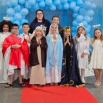 Catequizandos da Paróquia São Roque encenam “Festa no Céu” em homenagem ao Dia de Todos os Santos 13 Catequizandos da Paróquia São Roque encenam “Festa no Céu” em homenagem ao Dia de Todos os Santos